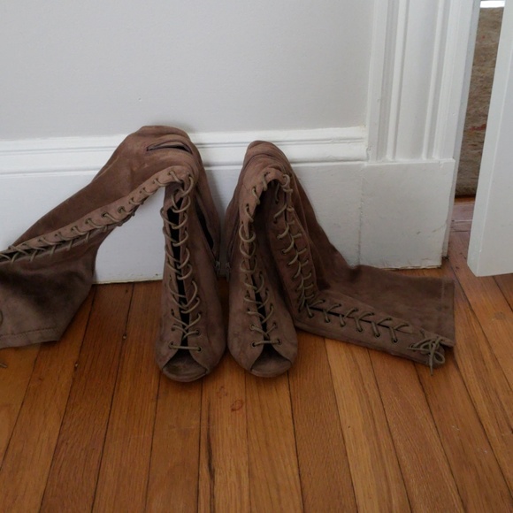 Open toe lace up over the knee boots - Picture 3 of 5